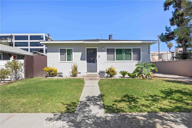 3520 Locust Ave, Long Beach, CA 90807