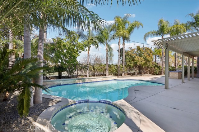 Front Image Thumbnail for CRIG26035325