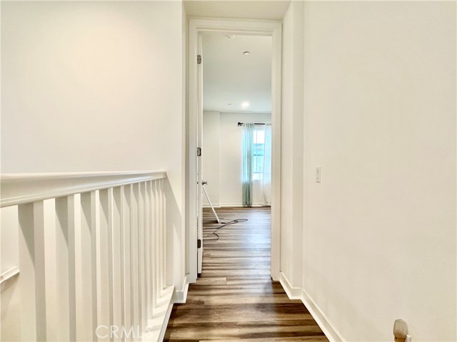 Detail Gallery Image 12 of 28 For 403 Aura Dr, Costa Mesa,  CA 92626 - 4 Beds | 3 Baths