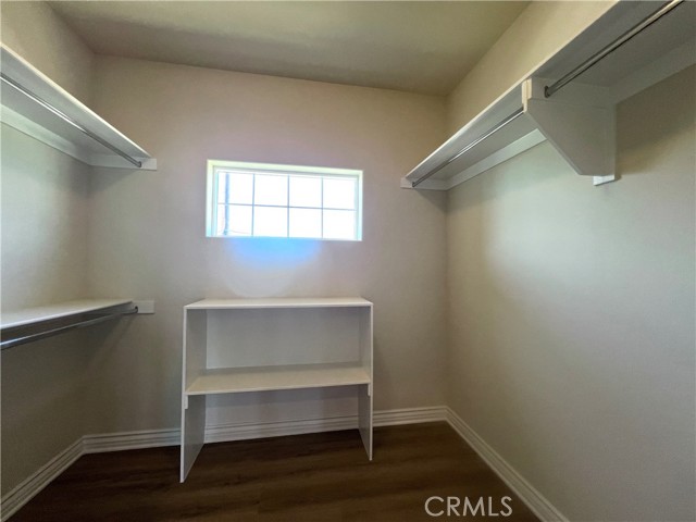 Detail Gallery Image 8 of 16 For 626 E Grand Ave, Pomona,  CA 91766 - 3 Beds | 2/1 Baths