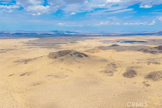 67859 Valle Vista Road, 29 Palms CA: https://media.crmls.org/medias/96234c34-2ae9-4c1d-a5dc-730883e50d6f.jpg