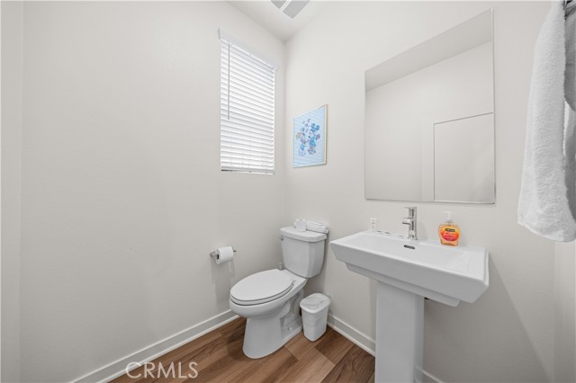 8254 Traveller Street, Chino CA: https://media.crmls.org/medias/9623c398-f4b2-42d0-973d-f73e3110acd8.jpg