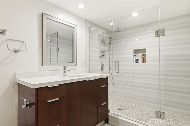 Detail Gallery Image 28 of 66 For 410 Corto Ln #E,  San Clemente,  CA 92672 - 2 Beds | 3 Baths