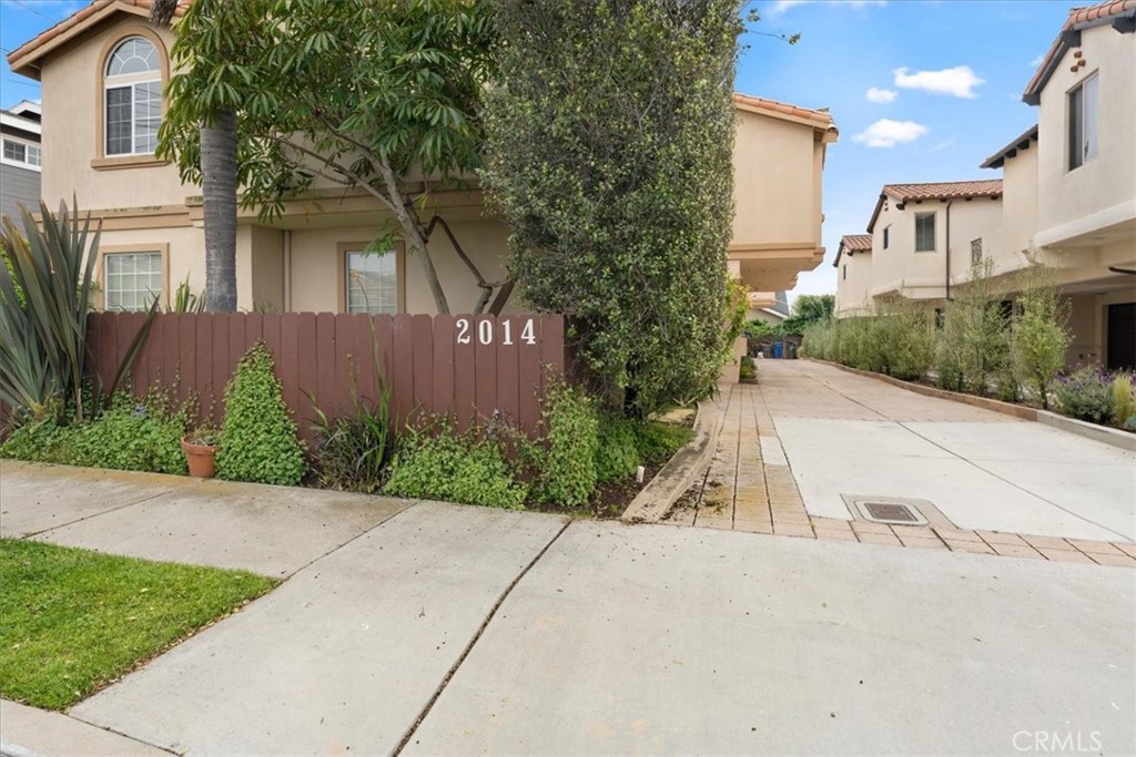 2014 Grant Avenue C, Redondo Beach, CA 90278