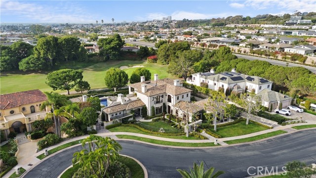 Detail Gallery Image 2 of 34 For 7 Shoreview, Newport Coast,  CA 92657 - 6 Beds | 7/3 Baths