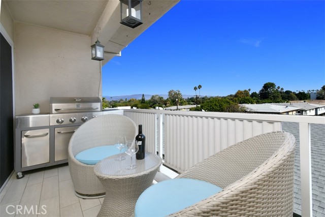 Detail Gallery Image 9 of 48 For 13543 Moorpark St #15,  Sherman Oaks,  CA 91423 - 1 Beds | 1/1 Baths
