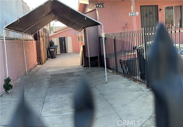 Detail Gallery Image 2 of 5 For 1273 S Alma, Los Angeles,  CA 90023 - – Beds | – Baths