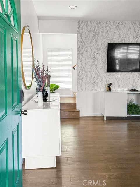 Detail Gallery Image 2 of 45 For 1519 W 37th Pl, Los Angeles,  CA 90018 - 3 Beds | 2/1 Baths