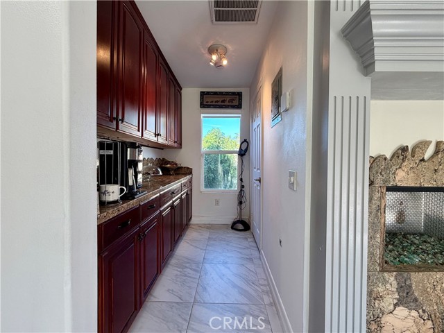 Detail Gallery Image 32 of 46 For 3585 Ambrose, Corona,  CA 92882 - 5 Beds | 3/1 Baths