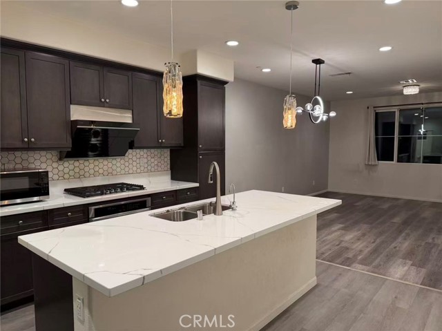 Detail Gallery Image 8 of 21 For 7368 Solstice, Rancho Cucamonga,  CA 91739 - 2 Beds | 2/1 Baths