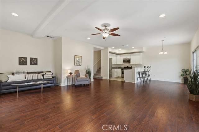 Detail Gallery Image 6 of 39 For 601 N Walnut, La Habra,  CA 90631 - 3 Beds | 3 Baths