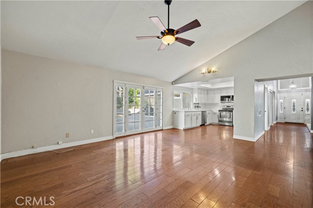 Detail Gallery Image 29 of 66 For 23728 Rotunda Rd, Valencia,  CA 91355 - 3 Beds | 2 Baths