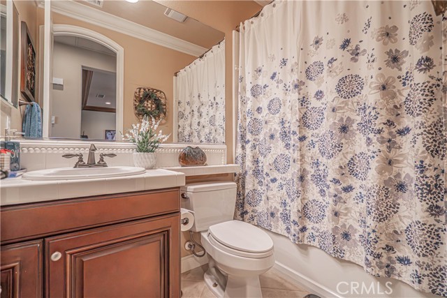 Detail Gallery Image 50 of 75 For 26524 Valley Oak Ln, Valencia,  CA 91381 - 5 Beds | 5/1 Baths