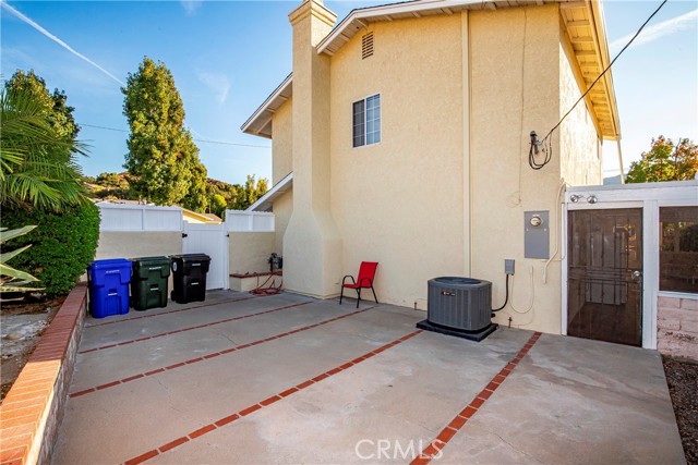 Detail Gallery Image 28 of 31 For 23863 Adamsboro Dr, Newhall,  CA 91321 - 3 Beds | 3 Baths