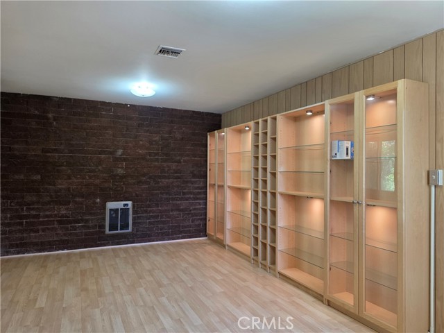 900 S Calico Circle, Anaheim CA: https://media.crmls.org/medias/962be2ac-6cc0-4ecf-af7f-c785b5f4da42.jpg