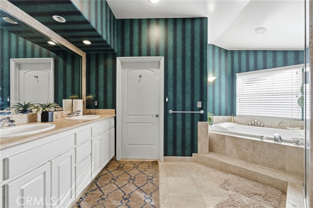 Detail Gallery Image 26 of 35 For 4177 S Cloverdale, Los Angeles,  CA 90008 - 4 Beds | 5 Baths