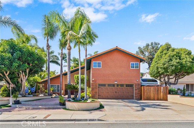 25261 Grissom Road, Laguna Hills CA: https://media.crmls.org/medias/962c5782-4836-4353-adcd-1aeb68cb4287.jpg