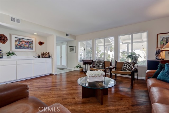 1837 8th Street, Manhattan Beach, California 90266, 3 Bedrooms Bedrooms, ,2 BathroomsBathrooms,Residential,Sold,8th,SB22116074