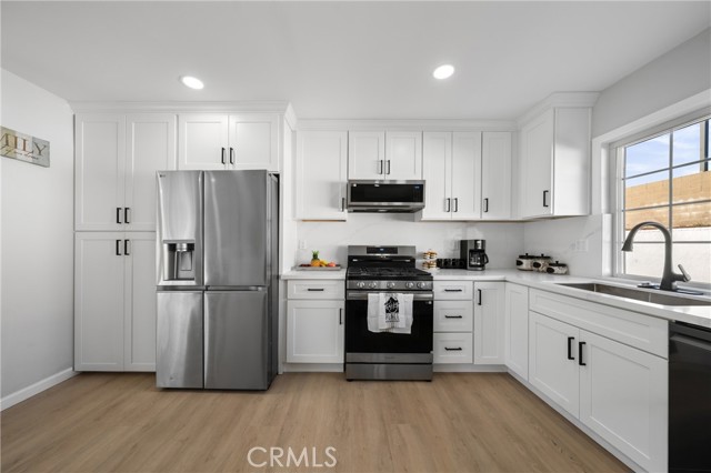 Detail Gallery Image 14 of 37 For 10164 Hampshire, Rancho Cucamonga,  CA 91730 - 3 Beds | 2 Baths