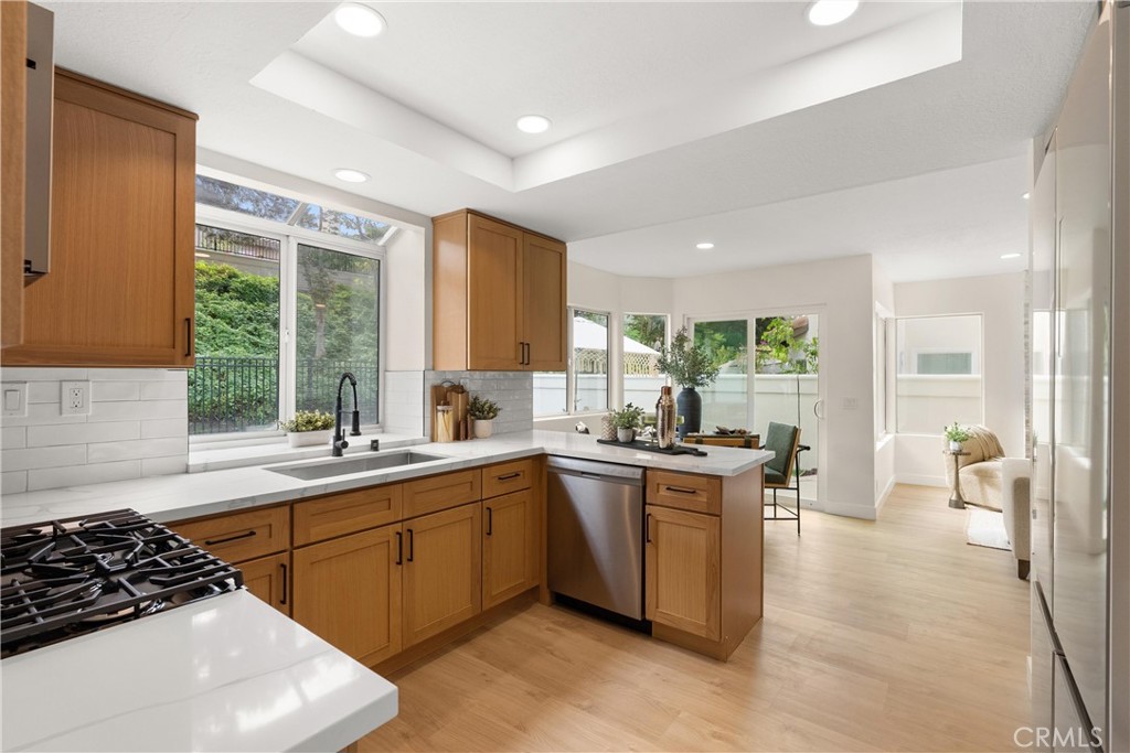 MLS #OC25233872 image #14