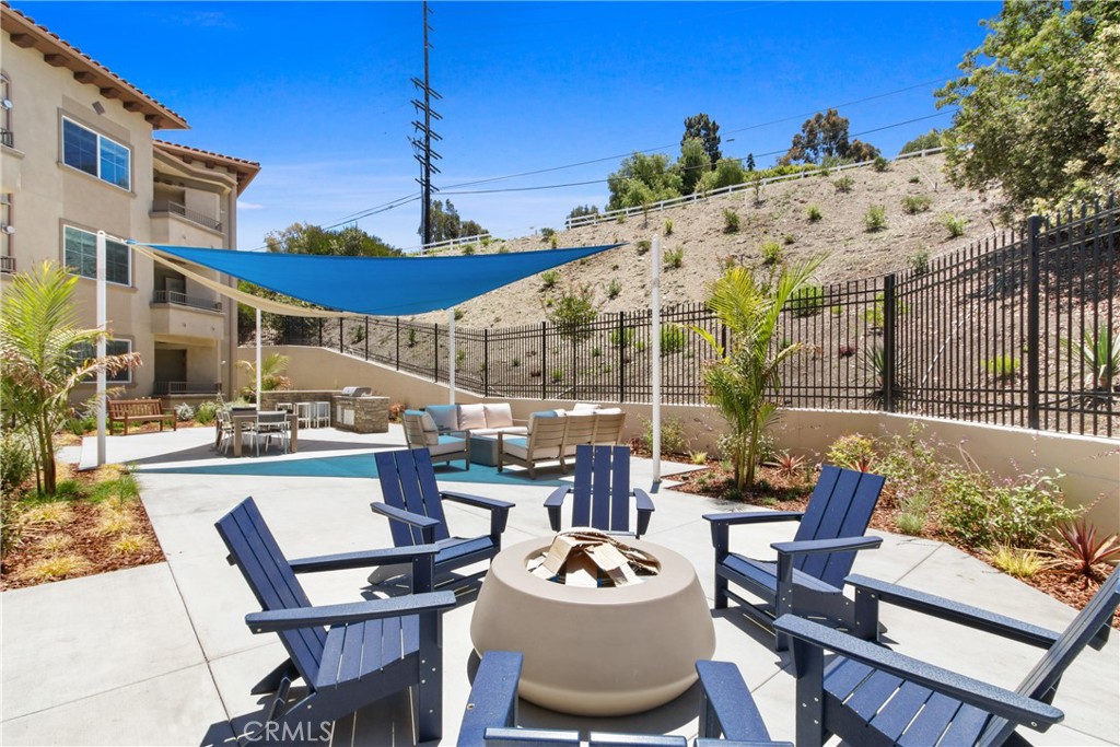 20. 927 Deep Valley Drive #111 Rolling Hills Estates, CA 90274