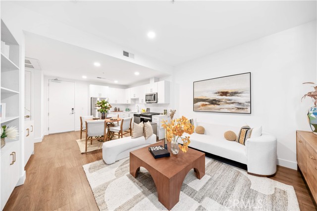 Detail Gallery Image 3 of 46 For 709 E Walnut St #222,  Pasadena,  CA 91101 - 0 Beds | 1 Baths