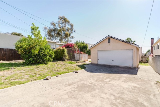 735 East Verdugo Avenue photo 33