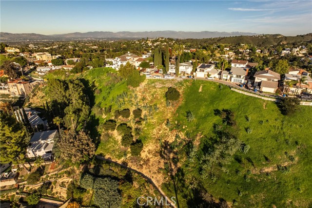 Detail Gallery Image 5 of 20 For 35 Torreon Dr, Woodland Hills,  CA 91364 - – Beds | – Baths