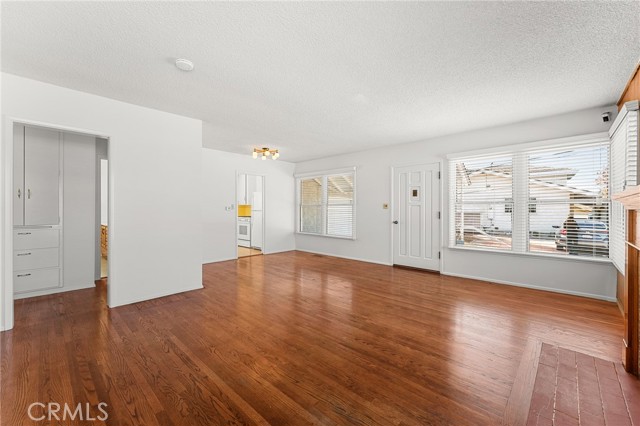 Detail Gallery Image 11 of 42 For 22895 Vista Grande, Grand Terrace,  CA 92313 - 2 Beds | 2 Baths