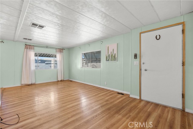 21001 Plummer Street, Chatsworth CA: https://media.crmls.org/medias/9630cb88-7cd7-4b0d-9e8c-67e47f460108.jpg