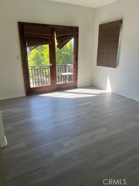 Detail Gallery Image 5 of 10 For 10040 Meritage Ct, Sun Valley,  CA 91352 - 4 Beds | 3 Baths