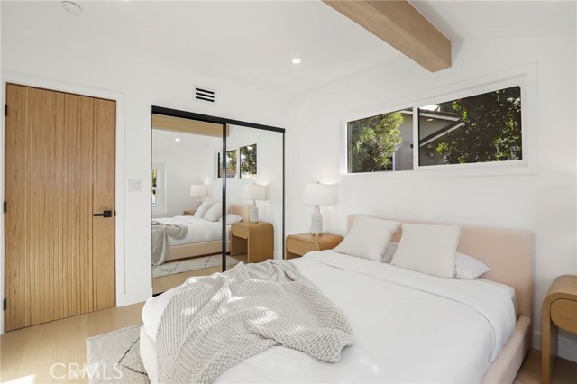 Detail Gallery Image 24 of 47 For 23856 Aetna, Woodland Hills,  CA 91367 - 4 Beds | 3 Baths