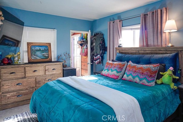 3915 E 11th Street, Long Beach CA: https://media.crmls.org/medias/9631d39e-ff7f-4d8d-8bd1-d7e8b2d5baa6.jpg