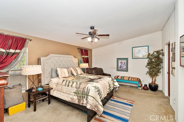 Detail Gallery Image 28 of 43 For 12730 Fir St, Oak Hills,  CA 92344 - 6 Beds | 4/1 Baths