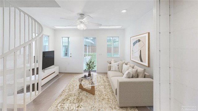 Detail Gallery Image 11 of 17 For 6014 Elenor St, Riverside,  CA 92506 - 3 Beds | 2 Baths