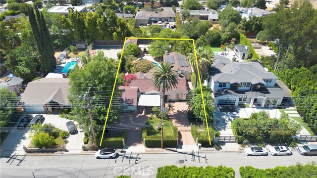 18930 Wells Drive, Tarzana CA: https://media.crmls.org/medias/9633a09b-6b88-453a-9e1d-9c9d0abb48fb.jpg