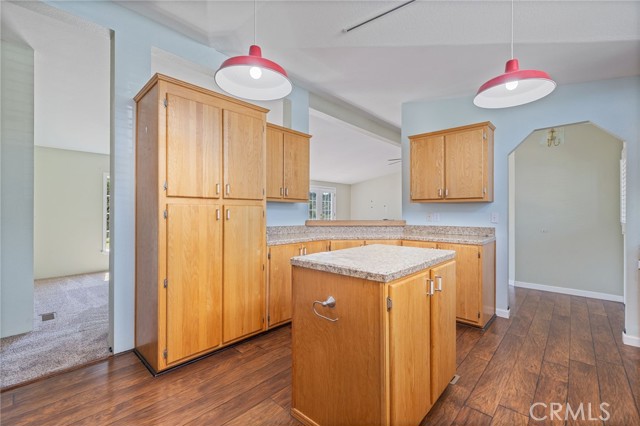 4372 Woodview Lane, Mariposa CA: https://media.crmls.org/medias/9633a29f-3b63-4597-b3dc-912157d386cd.jpg