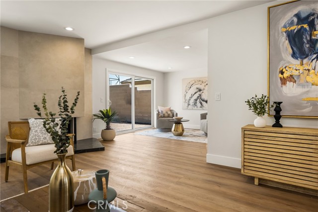 9802 Effingham Drive, Huntington Beach CA: https://media.crmls.org/medias/9633c3e2-9987-4a99-88ae-d6fcde76056d.jpg