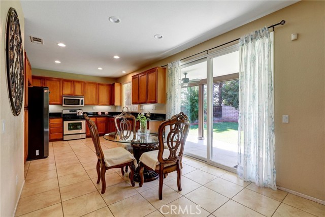 Detail Gallery Image 16 of 53 For 29623 Tierra Shores Ln, Menifee,  CA 92584 - 4 Beds | 2/1 Baths