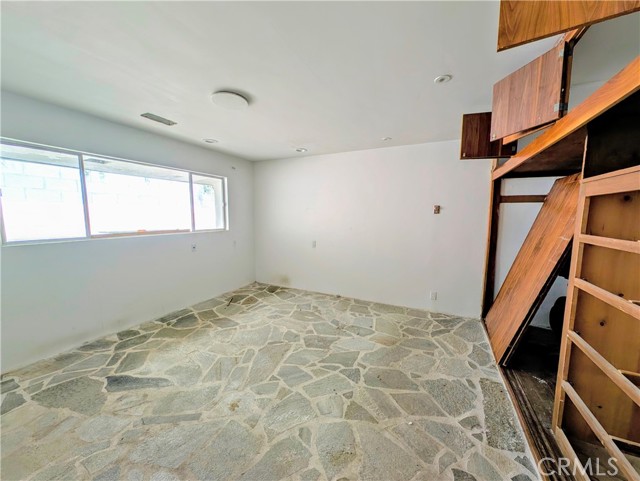 485 State Hwy 173, Lake Arrowhead CA: https://media.crmls.org/medias/96342308-35bc-4757-b67b-4eb8308a5f20.jpg