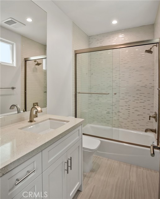 509 Marine Avenue, Manhattan Beach, California 90266, 6 Bedrooms Bedrooms, ,2 BathroomsBathrooms,Residential,Sold,Marine,SB21082532