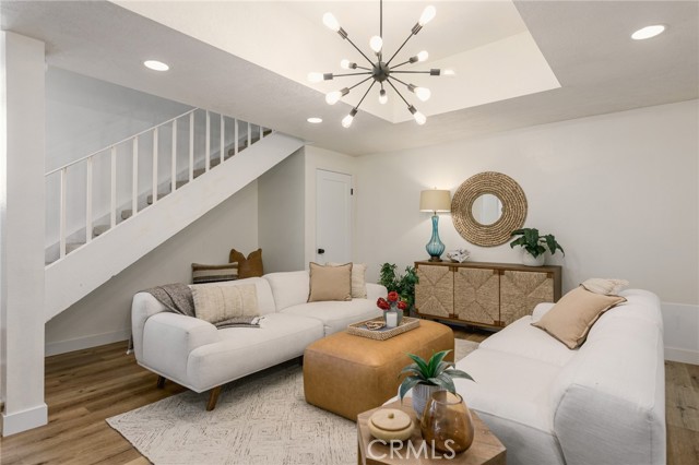 Detail Gallery Image 12 of 47 For 1550 Michael Ln, Pacific Palisades,  CA 90272 - 3 Beds | 3/1 Baths