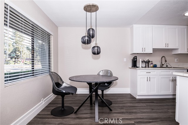 Detail Gallery Image 2 of 43 For 1000 Central Ave #19,  Riverside,  CA 92507 - 2 Beds | 2 Baths