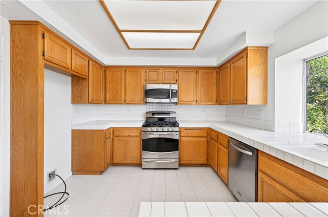 Detail Gallery Image 15 of 54 For 3577 Belgian Dr, Norco,  CA 92860 - 4 Beds | 3 Baths