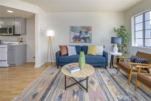 Detail Gallery Image 11 of 37 For 618 N Howard St #105,  Glendale,  CA 91206 - 2 Beds | 2 Baths