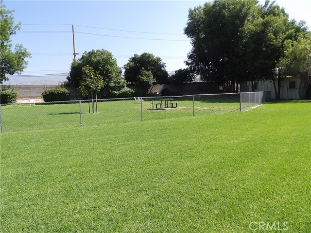 2175 Aspenwood Court, San Bernardino CA: https://media.crmls.org/medias/963633d1-987d-4788-b2bf-ff6293e5159e.jpg