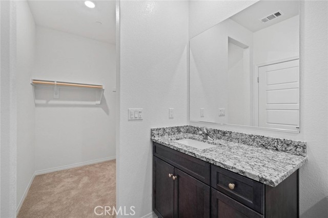 Detail Gallery Image 12 of 18 For 11179 Ranchito Way, Victorville,  CA 92392 - 3 Beds | 2 Baths
