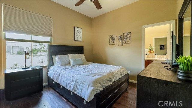 Image 21 of 38 For 49252 Colorado Street