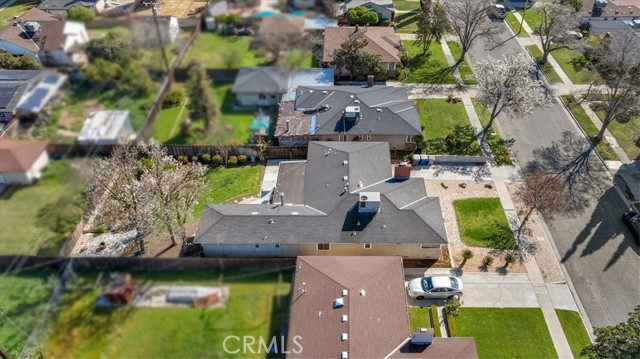 Detail Gallery Image 39 of 45 For 404 W Robinson Ave, Fresno,  CA 93705 - 3 Beds | 2 Baths