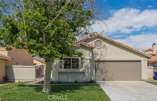 Detail Gallery Image 1 of 15 For 12448 Corkwood Ln, Victorville,  CA 92395 - 3 Beds | 2 Baths